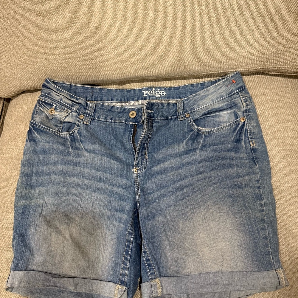 Reign Classic Denim Jean Shorts